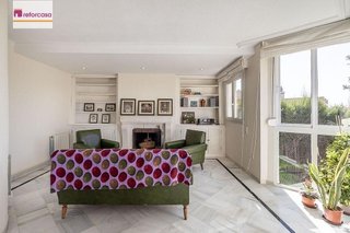 Casa adosada en venta en Bola de Oro - Serrallo en Granada
