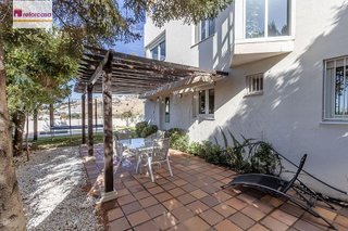 Casa adosada en venta en Bola de Oro - Serrallo en Granada
