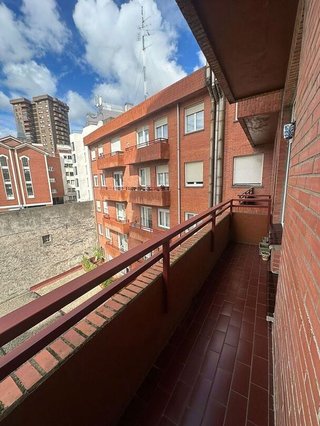 Piso en venta en San Pedro de Deusto-La Ribera en Bilbao