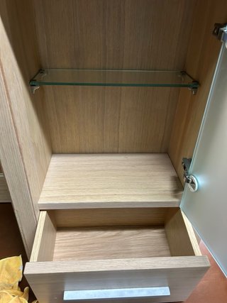 Mueble de baño con espejo