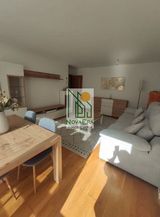 Piso en venta en Zona de Plaza de Barcelos en Pontevedra