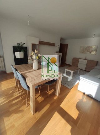 Piso en venta en Zona de Plaza de Barcelos en Pontevedra