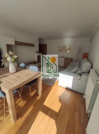 Piso en venta en Zona de Plaza de Barcelos en Pontevedra