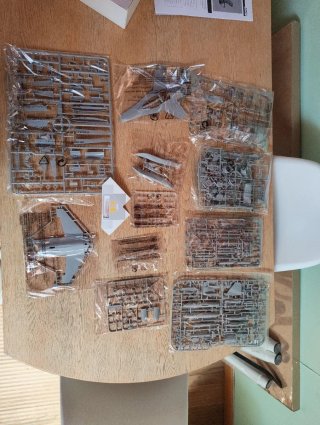 Maqueta F-16I Sufa (Storm) 1/48 Kinetic