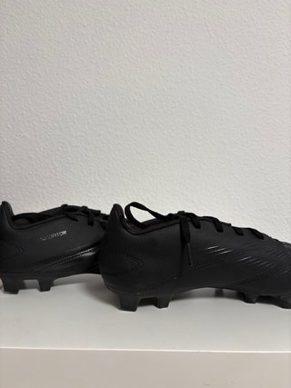 Botas de fútbol Nike Predator Negras