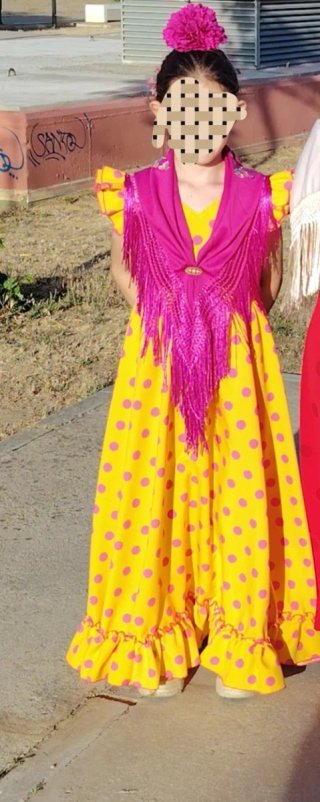 Traje gitana color albero y lunares  fucsia talla8