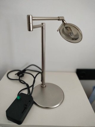 Lámpara Escritorio Articulada con Regulador