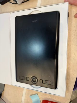 Wacom Intuos Pro M Tableta Gráfica,usado