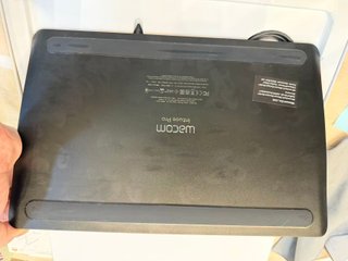 Wacom Intuos Pro M Tableta Gráfica,usado