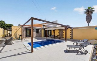 Casa en venta en Nueva Torrevieja - Aguas Nuevas en Torrevieja