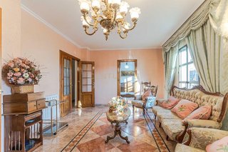 Chalet en venta en Guadix