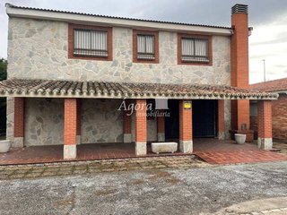 Chalet en venta en Pajarillos en Valladolid