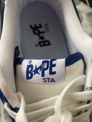 Bapesta Azul y Blanco