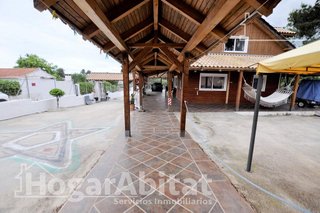 Chalet en venta en Monserrat