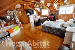 Chalet en venta en Monserrat