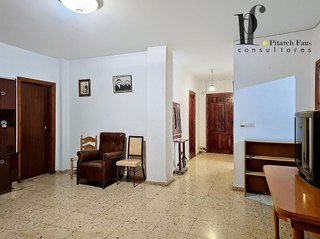 Casa adosada en venta en Núcleo Urbano en Pobla de Vallbona (la)