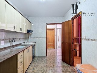 Casa adosada en venta en Núcleo Urbano en Pobla de Vallbona (la)
