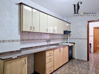 Casa adosada en venta en Núcleo Urbano en Pobla de Vallbona (la)