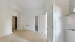 Piso en venta en El Camp de l'Arpa del Clot en Barcelona