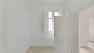 Piso en venta en El Camp de l'Arpa del Clot en Barcelona