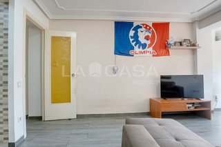 Piso en venta en La Verneda i la Pau en Barcelona