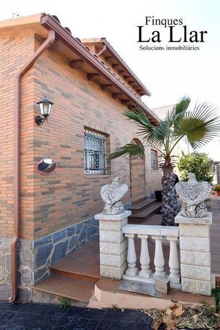 Chalet en venta en Rodonyà