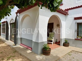 Chalet en venta en Montblanc