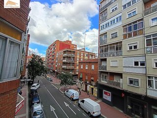 Piso en venta en Delicias en Valladolid