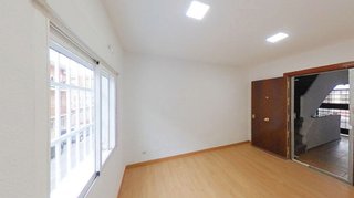 Piso en venta en Los Rosales en Madrid