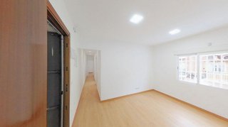 Piso en venta en Los Rosales en Madrid