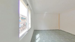 Piso en venta en Carrús Est - Camí dels Magros en Elche