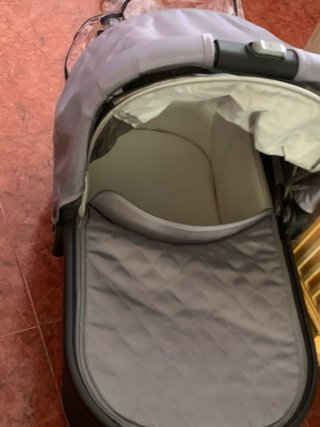 Silla de paseo Uppababy con capazo y su funda