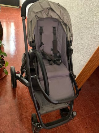 Silla de paseo Uppababy con capazo y su funda