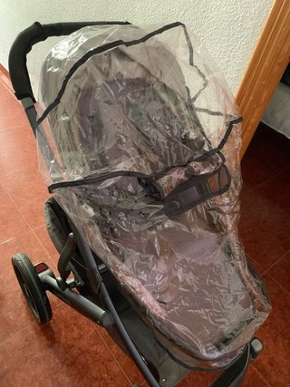 Silla de paseo Uppababy con capazo y su funda