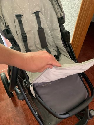 Silla de paseo Uppababy con capazo y su funda