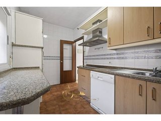 Piso en venta en Colores - Entreparques en Sevilla