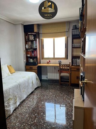 Piso en venta en Hospital en Jaén