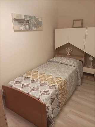 Chalet en venta en Linares