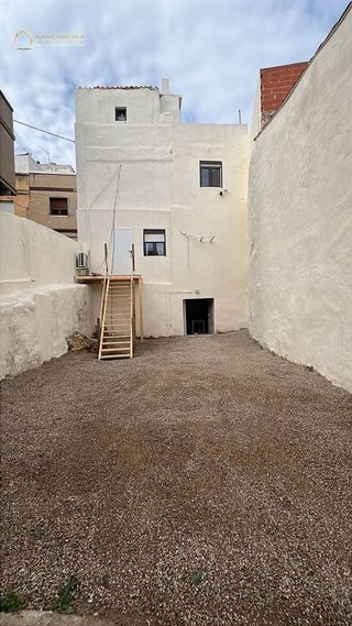 Casa adosada en venta en Casco Antiguo en Llíria