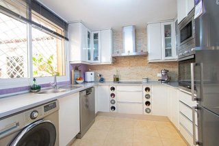 Casa adosada en venta en Colores - Entreparques en Sevilla