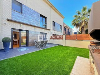Casa adosada en venta en La Geltrú en Vilanova i La Geltrú