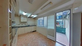 Piso en venta en El Raval en Barcelona