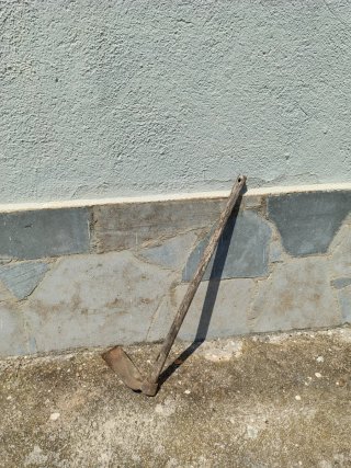 Pico,rastrillos, azada y pala herramientas