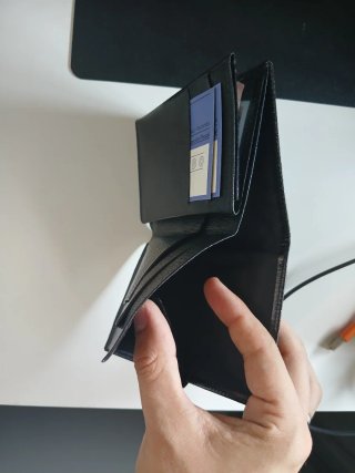 Cartera Billetera Vintage de Piel Negra (Años 90)