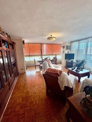 Piso en venta en Vistahermosa en Alicante