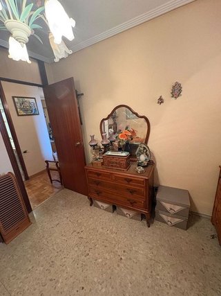 Piso en venta en Vistahermosa en Alicante