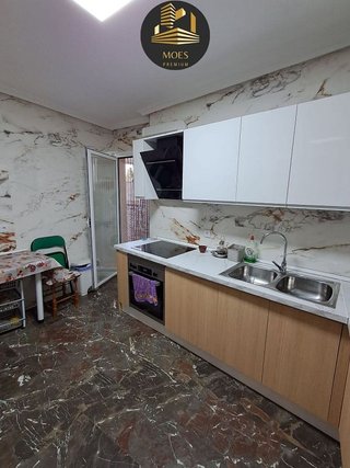 Piso en venta en Linares
