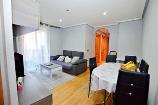 Piso en venta en Palomeras sureste en Madrid