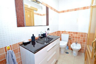 Piso en venta en Palomeras sureste en Madrid