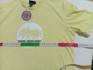 Camiseta gráfica ellesse amarilla talla S